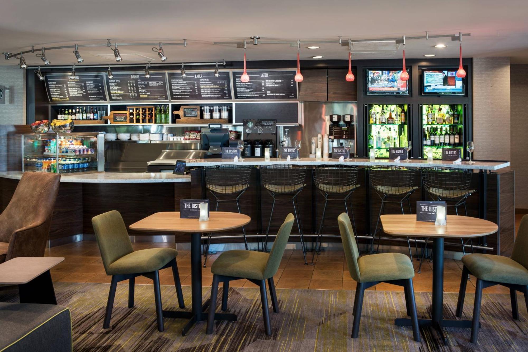 Courtyard By Marriott Richmond Berkeley Hotel Eksteriør billede