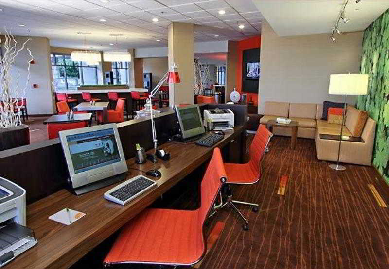 Courtyard By Marriott Richmond Berkeley Hotel Eksteriør billede