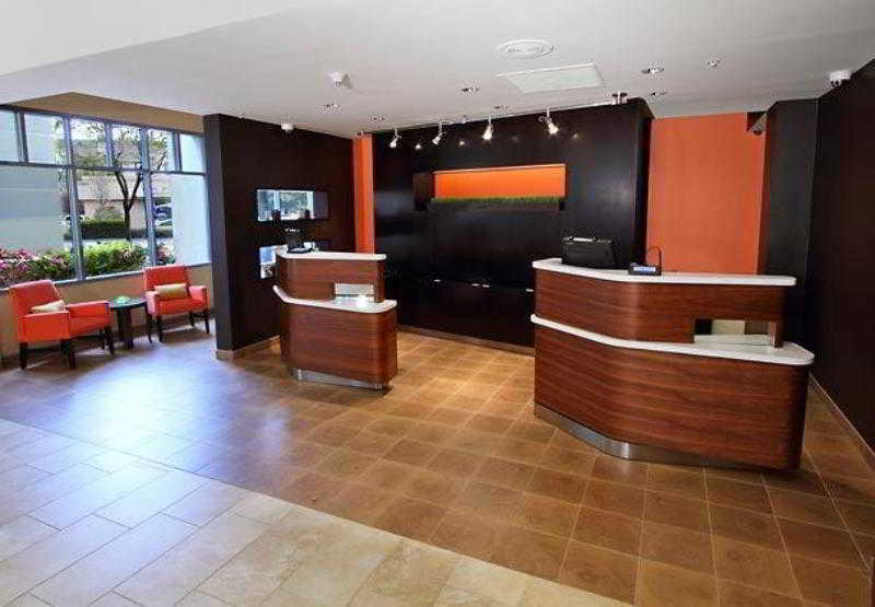 Courtyard By Marriott Richmond Berkeley Hotel Eksteriør billede