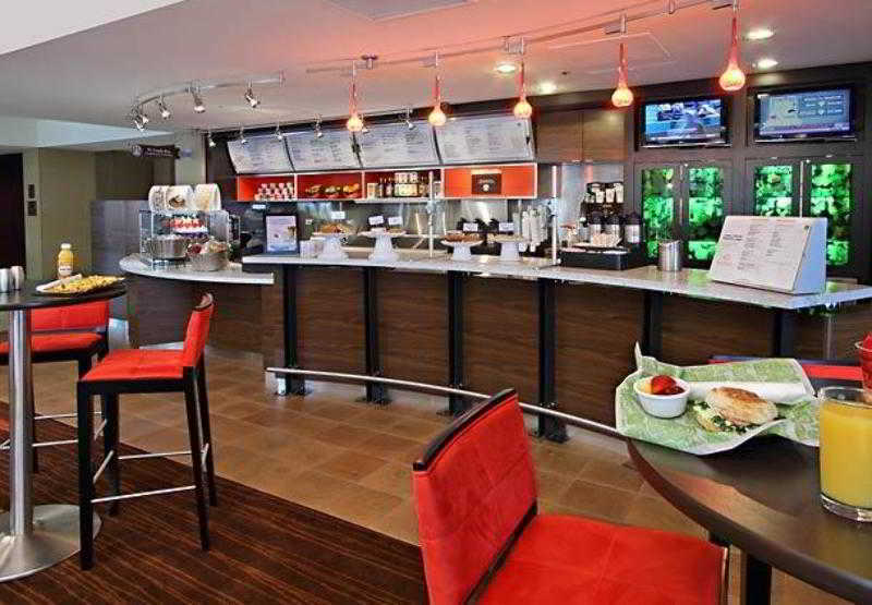 Courtyard By Marriott Richmond Berkeley Hotel Eksteriør billede